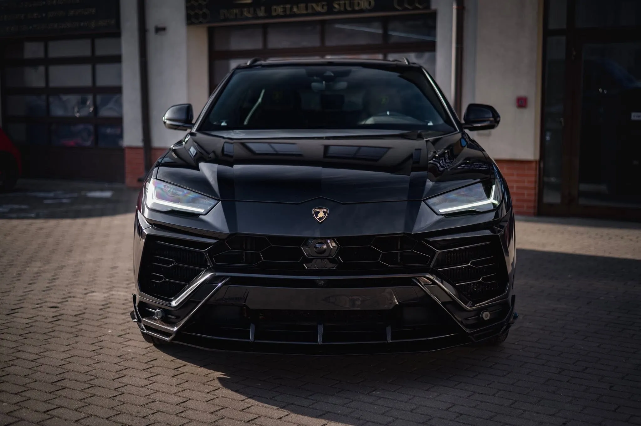 Lamborghini Urus — Detailing wnętrza, kadr 8
